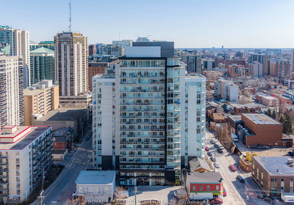 255-bay-street-ottawa-ontario-x12984112