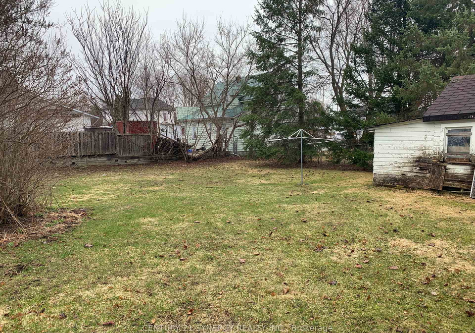 26-robina-avenue-smiths-falls-ontario-x12984116