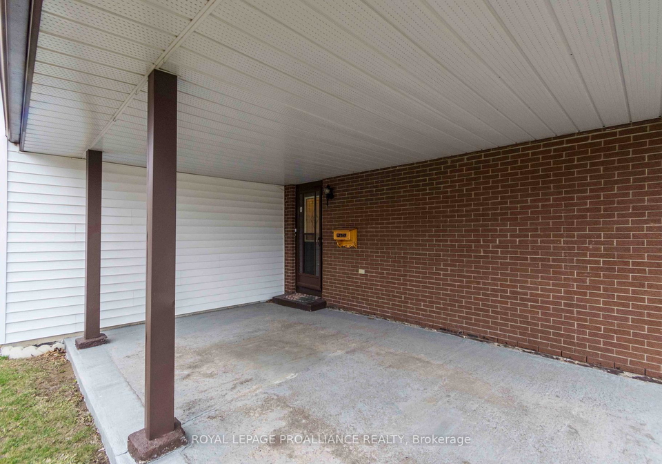 21-miron-road-quinte-west-ontario-x12984170