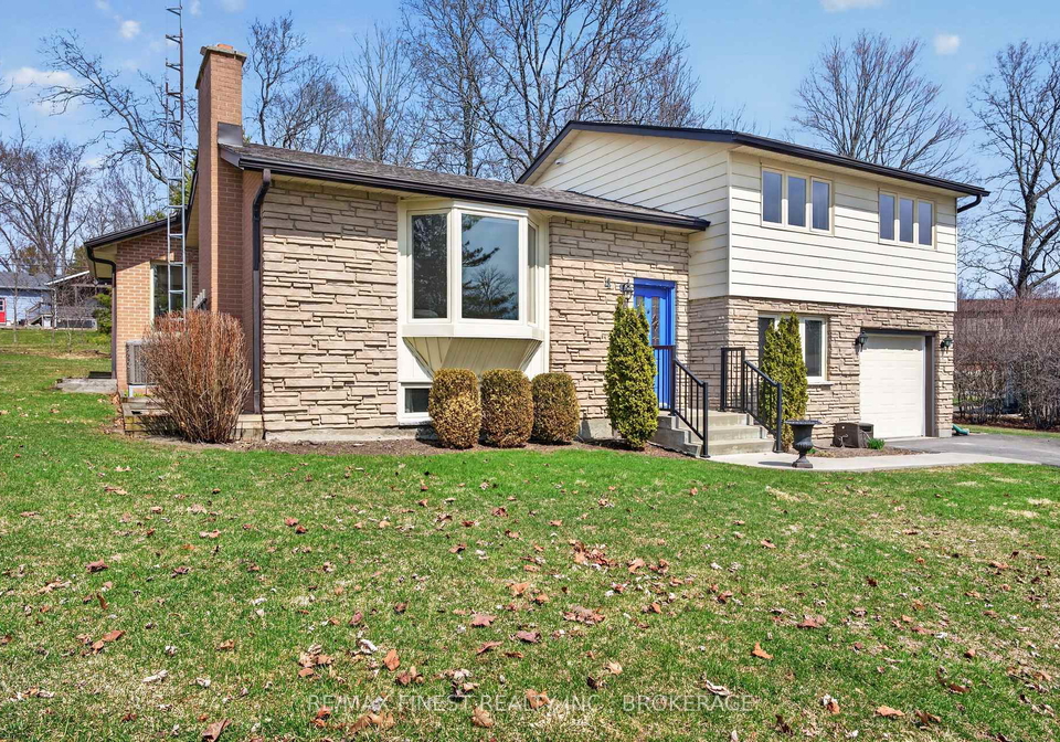 4-edgewood-road-loyalist-ontario-x12984290