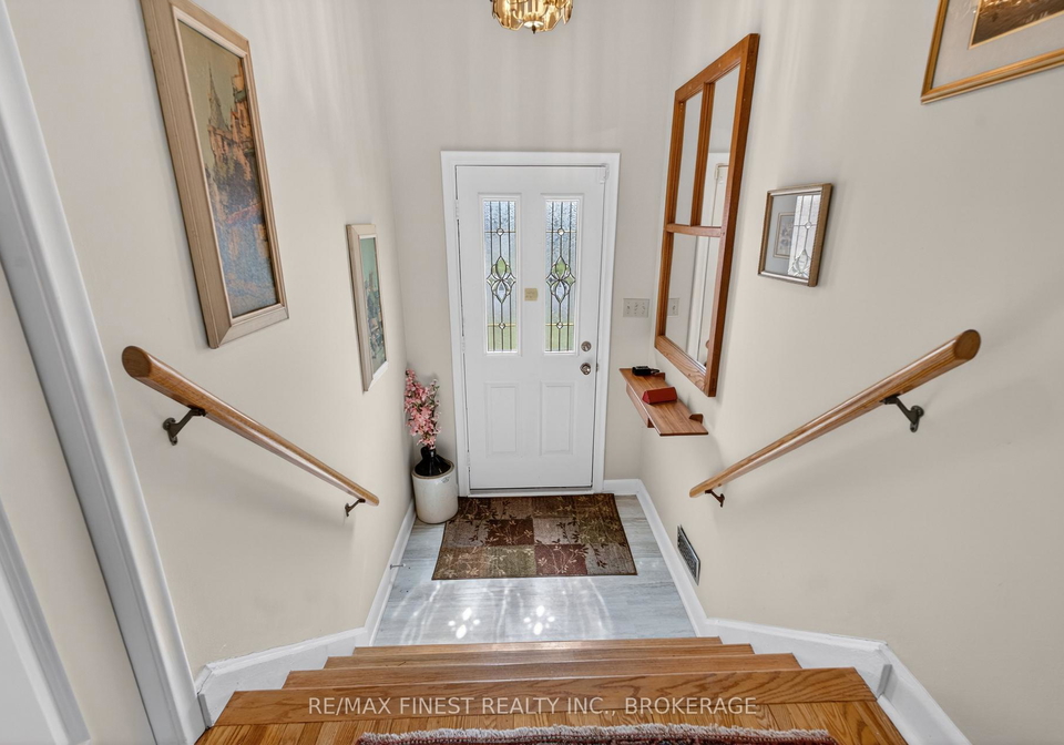 4-edgewood-road-loyalist-ontario-x12984290