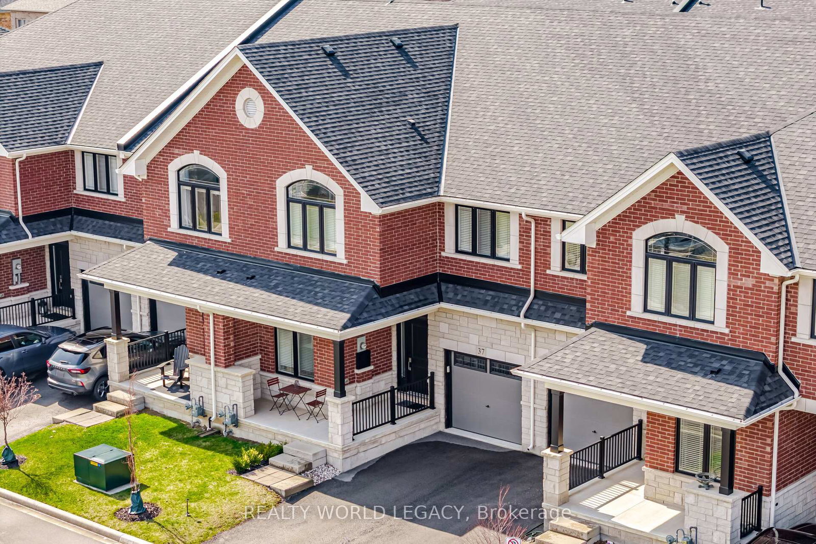 37-westfield-crescent-hamilton-ontario-x12984780