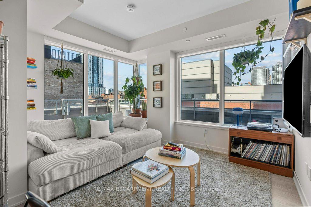 212-king-william-street-hamilton-ontario-x12984818