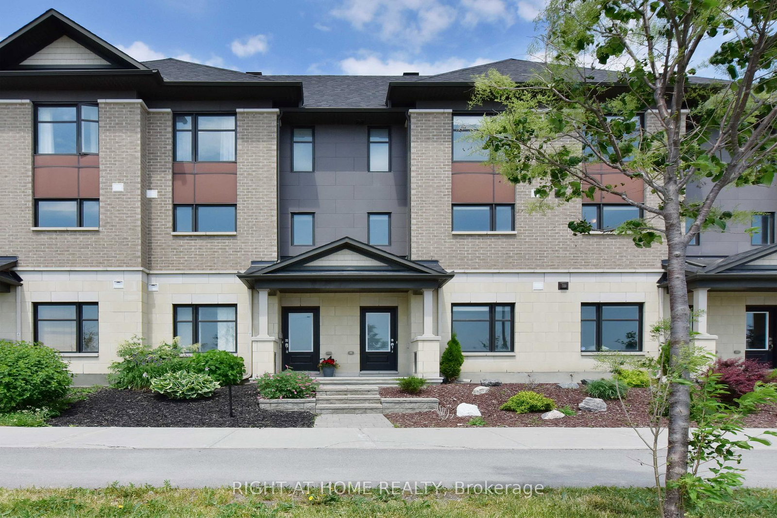 520-silvertip-lane-kanata-ontario-x12984862