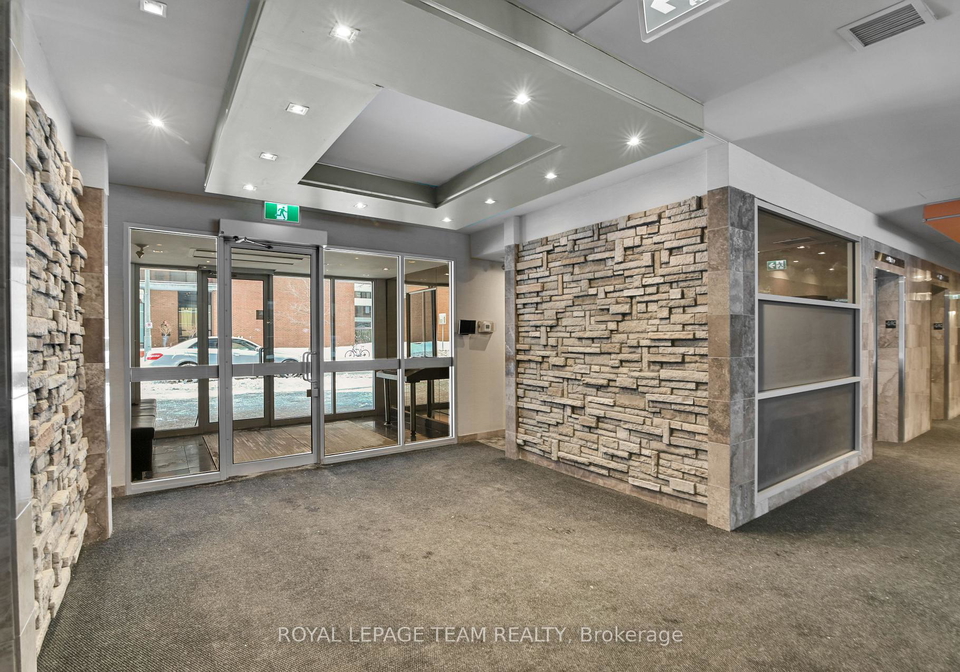 470-laurier-avenue-w-ottawa-ontario-x12984990