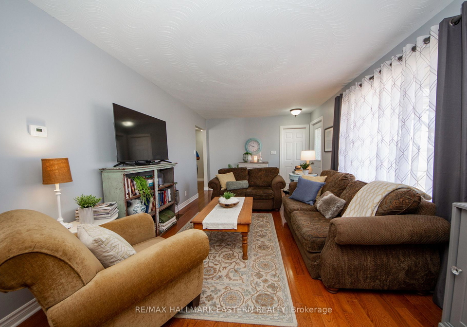 523-mcmaster-road-quinte-west-ontario-x12985004