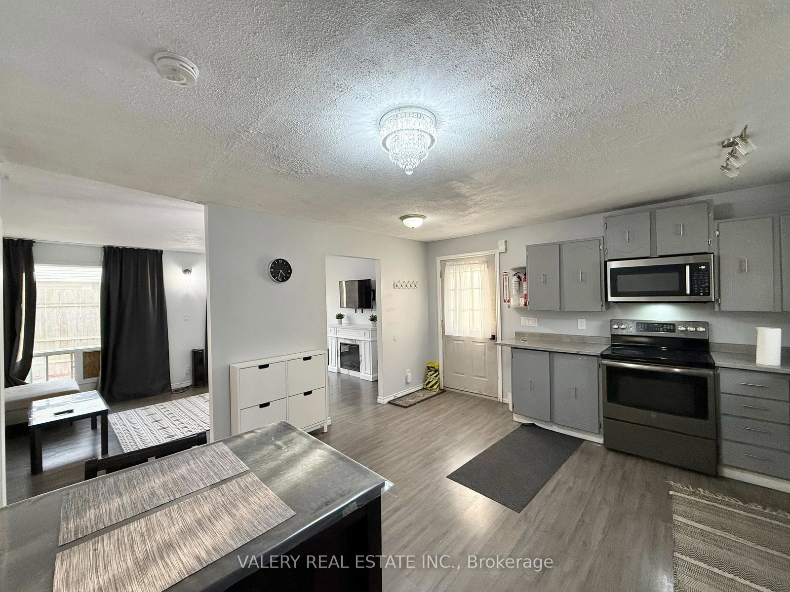 1180-heathfield-court-windsor-ontario-x12985064