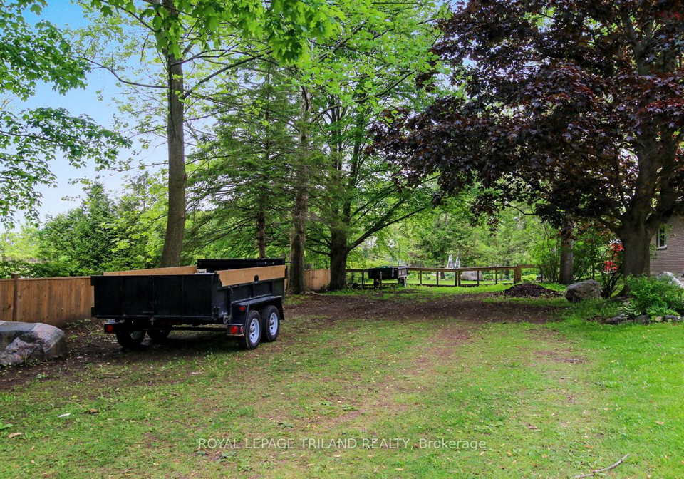 9460-currie-road-duttondunwich-ontario-x12985154