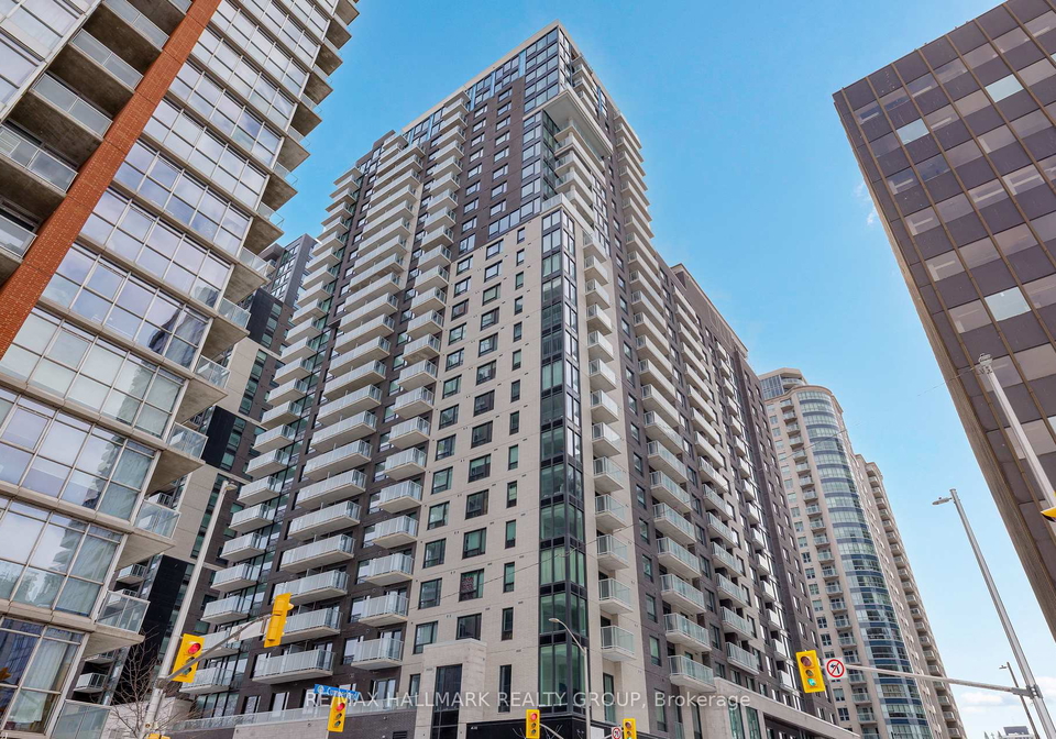 180-george-street-ottawa-ontario-x12985202