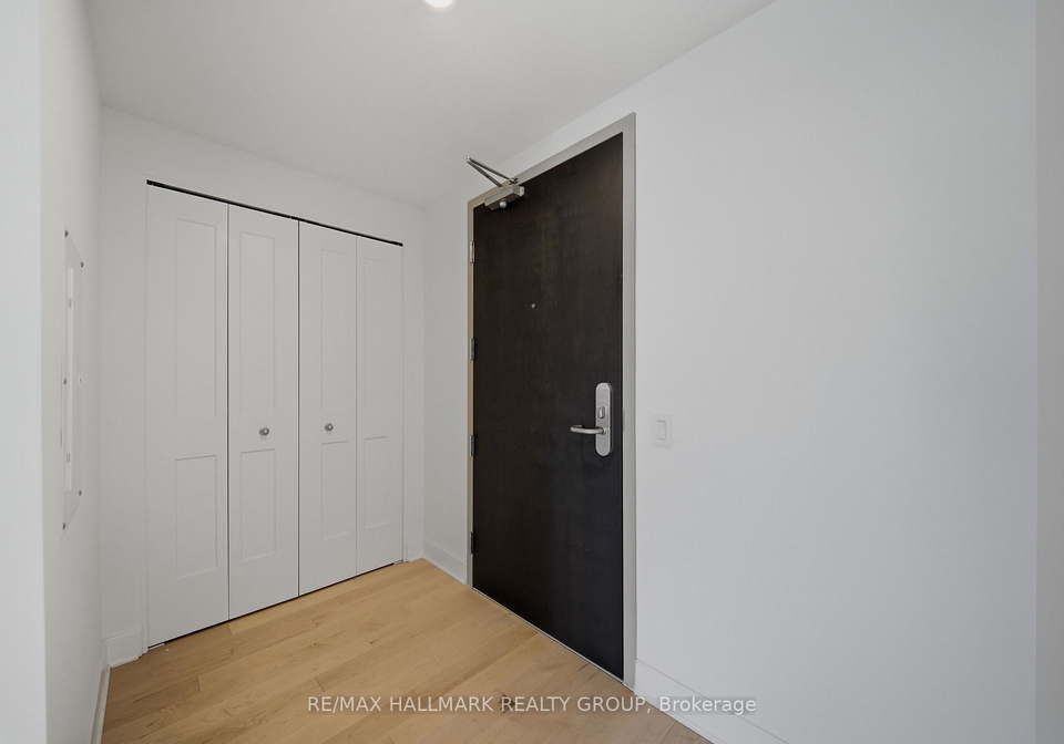 180-george-street-ottawa-ontario-x12985214
