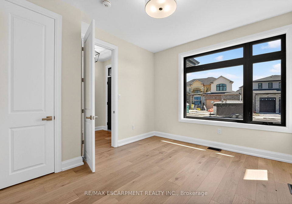 6192-curlin-crescent-niagara-falls-ontario-x12985274