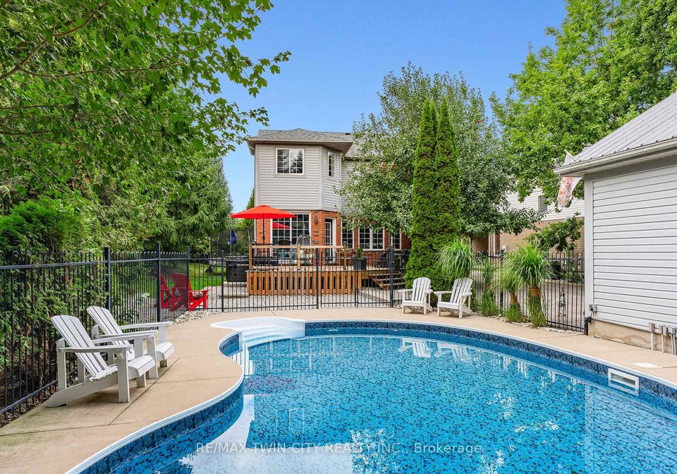 608-bluenose-court-waterloo-ontario-x12985438