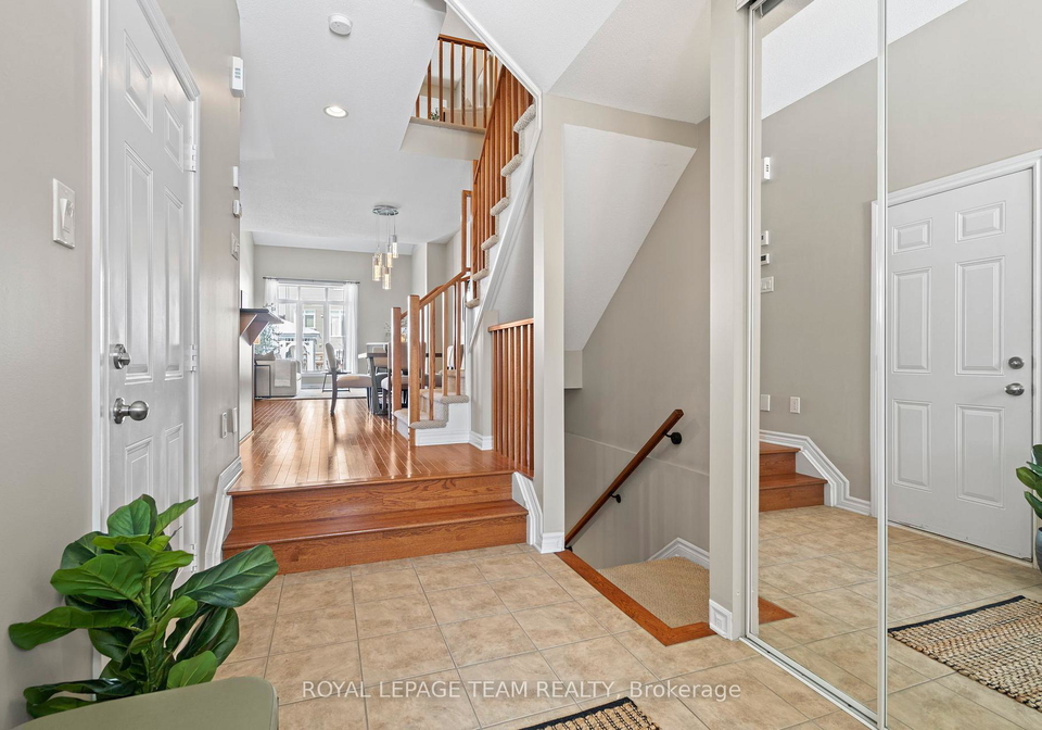 319-kingbrook-drive-kanata-ontario-x12985598