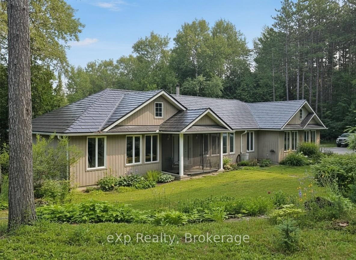 303709-south-line-west-grey-ontario-x12985842