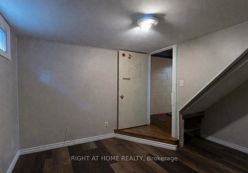 1138-harrison-avenue-windsor-ontario-x12986098