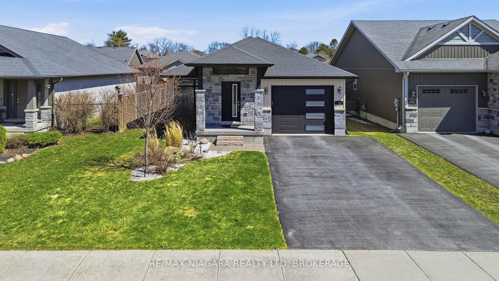 9-granite-drive-belleville-ontario-x12986152