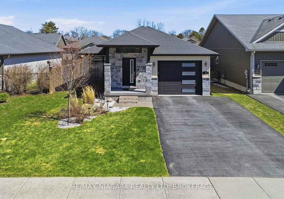9-granite-drive-belleville-ontario-x12986152