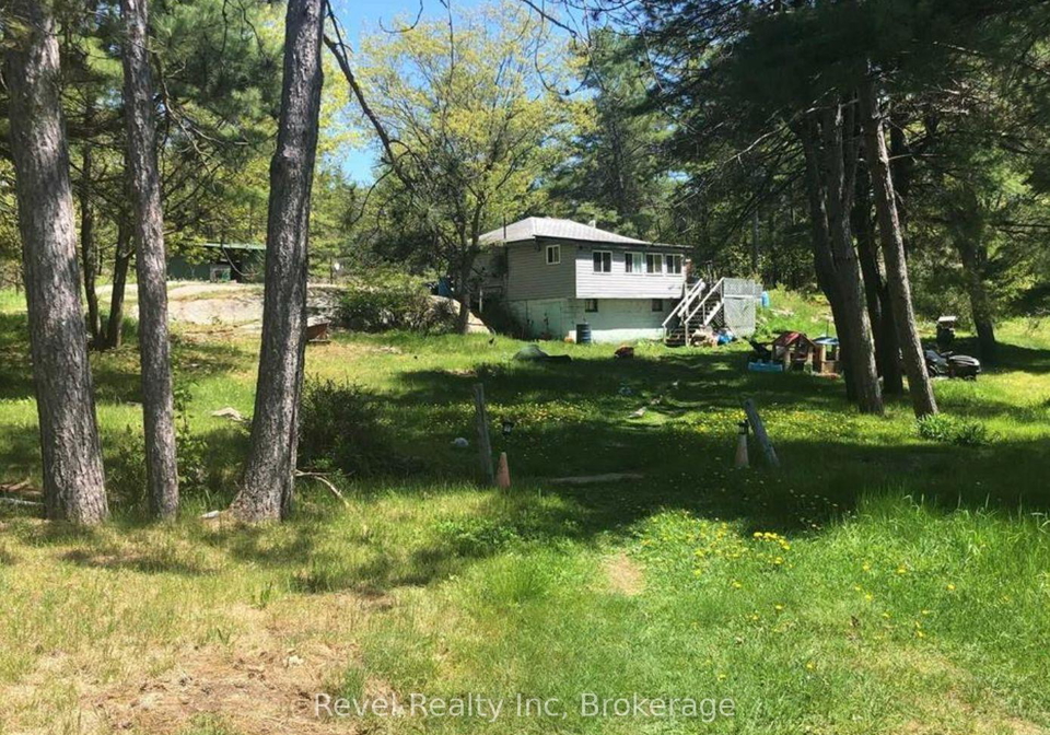 42-wawanaisa-road-carling-ontario-x12986404