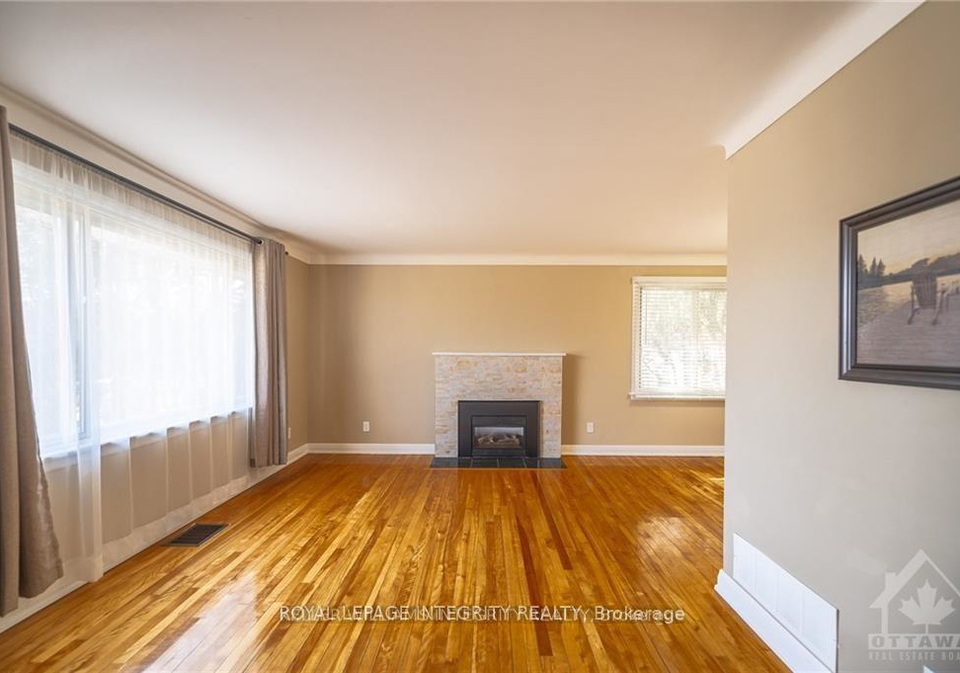 147-oakridge-boulevard-ottawa-ontario-x12986416