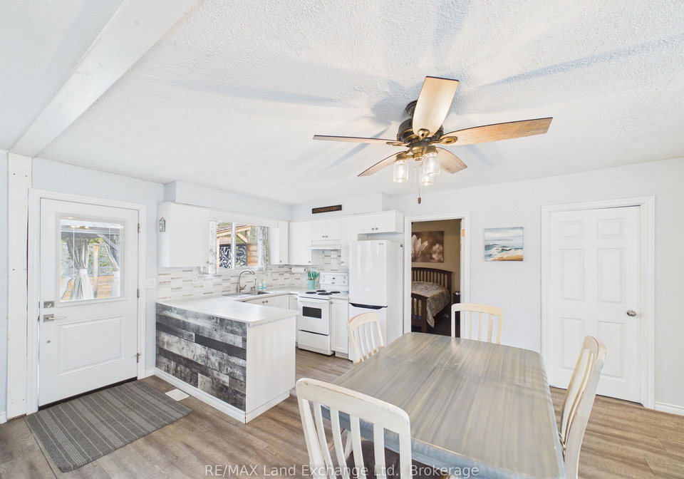 507-abenaki-drive-huron-kinloss-ontario-x12986434