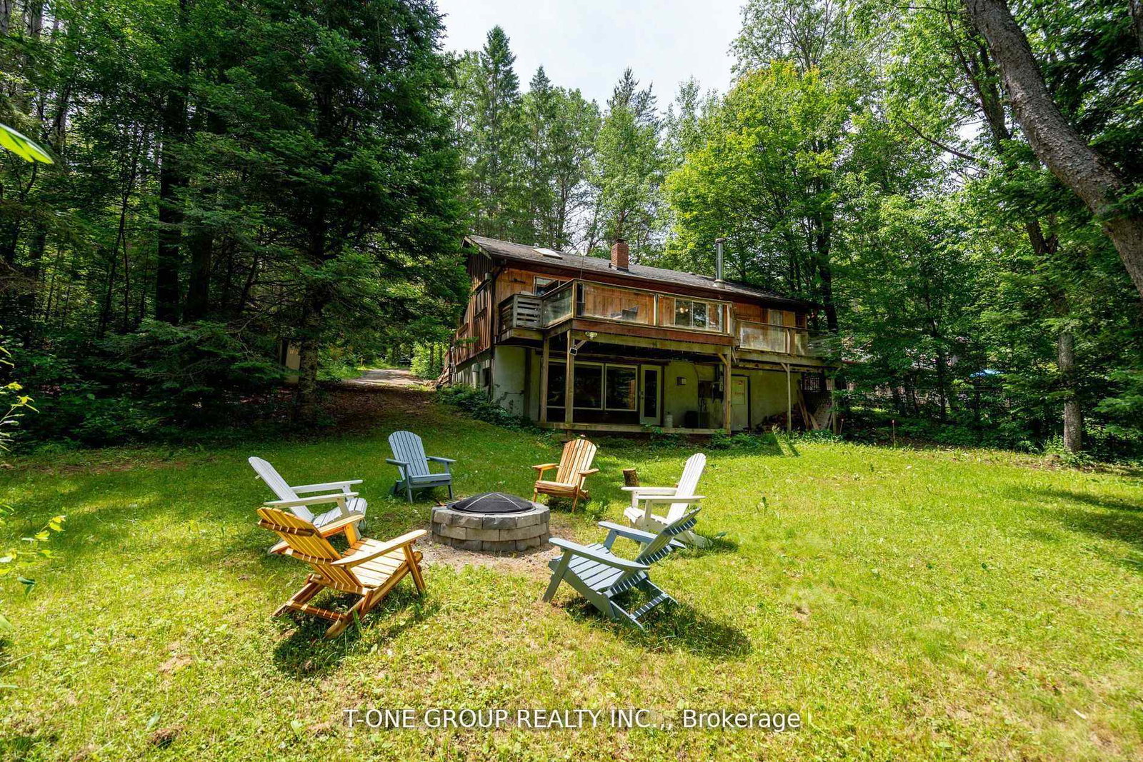 10-riverside-circuit-hastings-highlands-ontario-x12986680