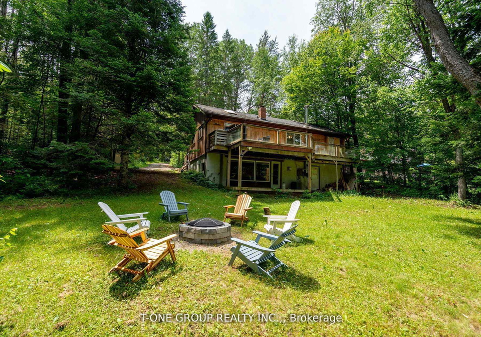 10-riverside-circuit-hastings-highlands-ontario-x12986680