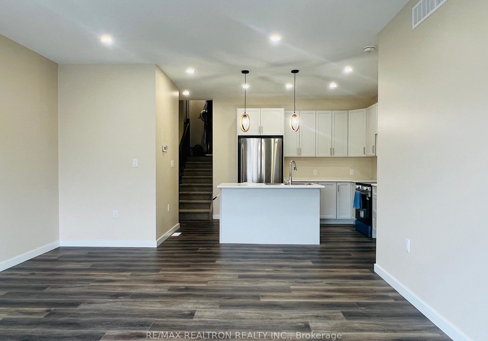9-summit-crescent-belleville-ontario-x12987150