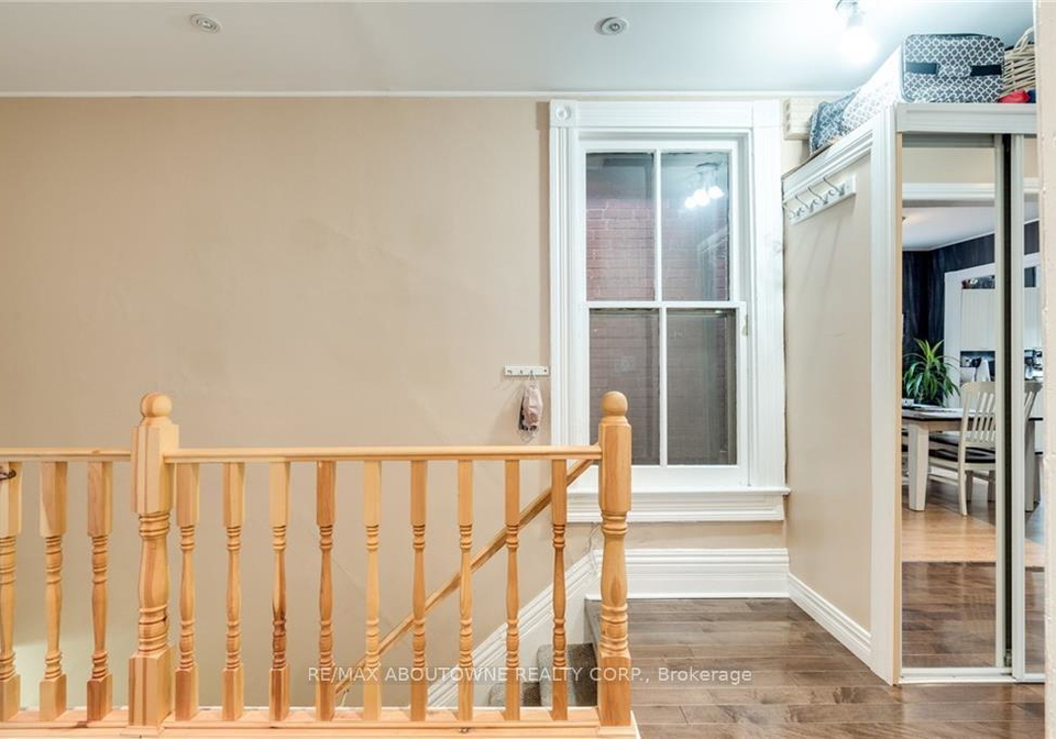 100-grant-avenue-hamilton-ontario-x12987216