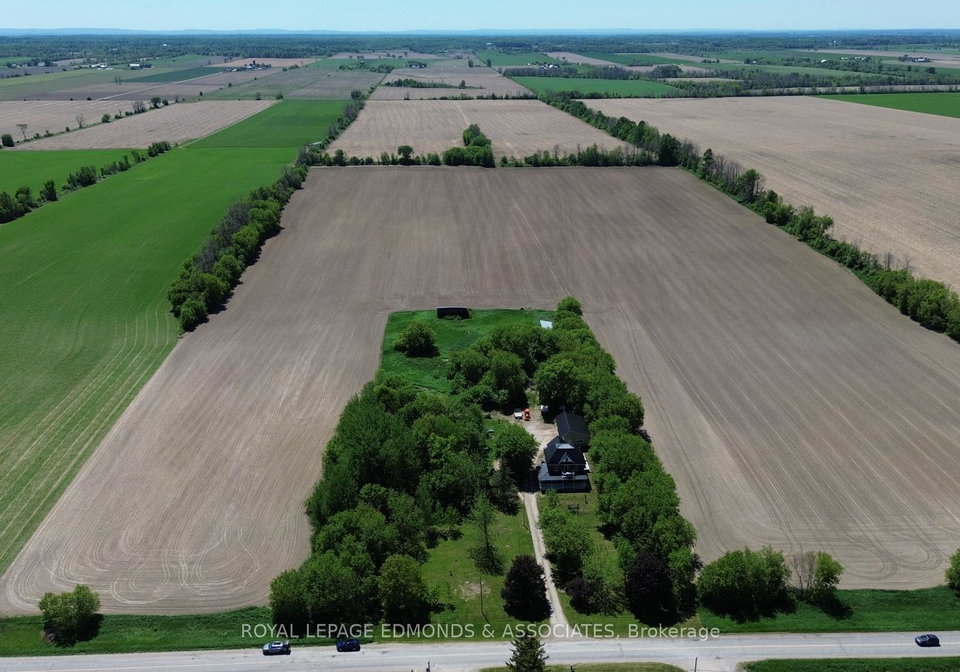 2061-kerr-line-whitewater-region-ontario-x12987358