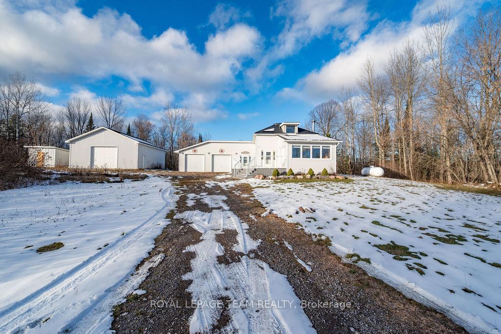 1150-constant-lake-road-bonnechere-valley-ontario-x12988766