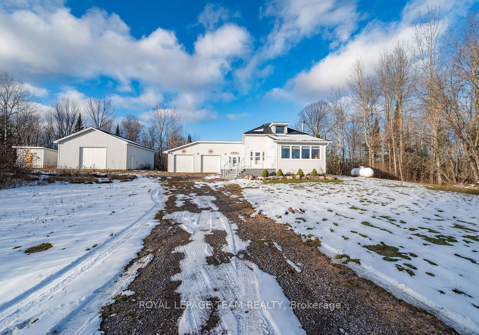 1150-constant-lake-road-bonnechere-valley-ontario-x12988766