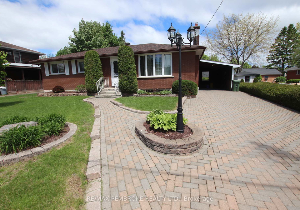 395-chamberlain-street-pembroke-ontario-x12988804