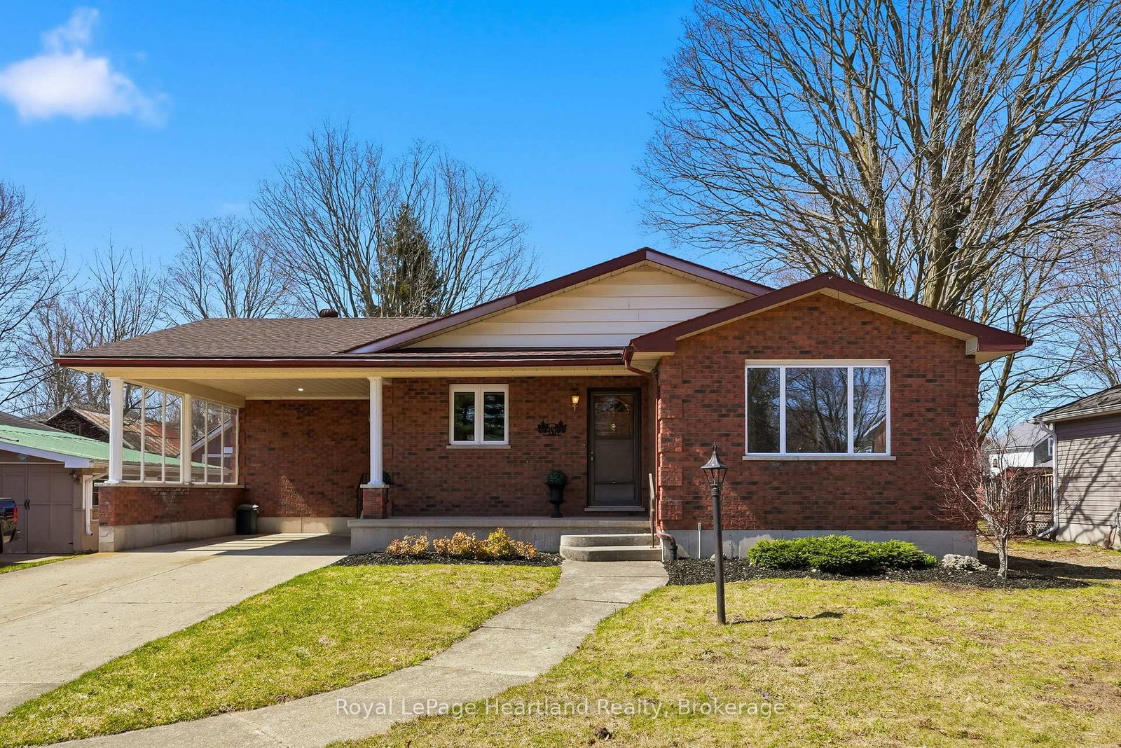 350-edward-street-north-huron-ontario-x12989022