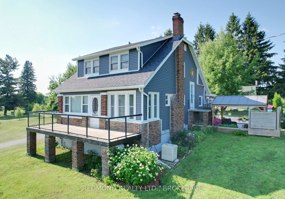 4682-county-road-2-front-of-leeds-seeleys-bay-ontario-x12989066