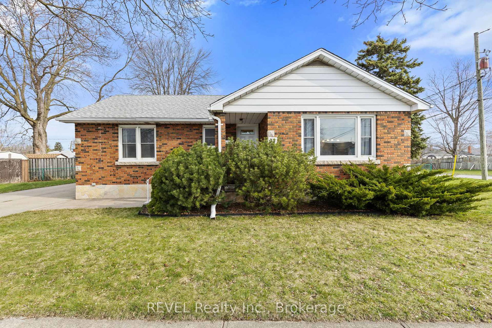 32-thompson-avenue-thorold-ontario-x12989146