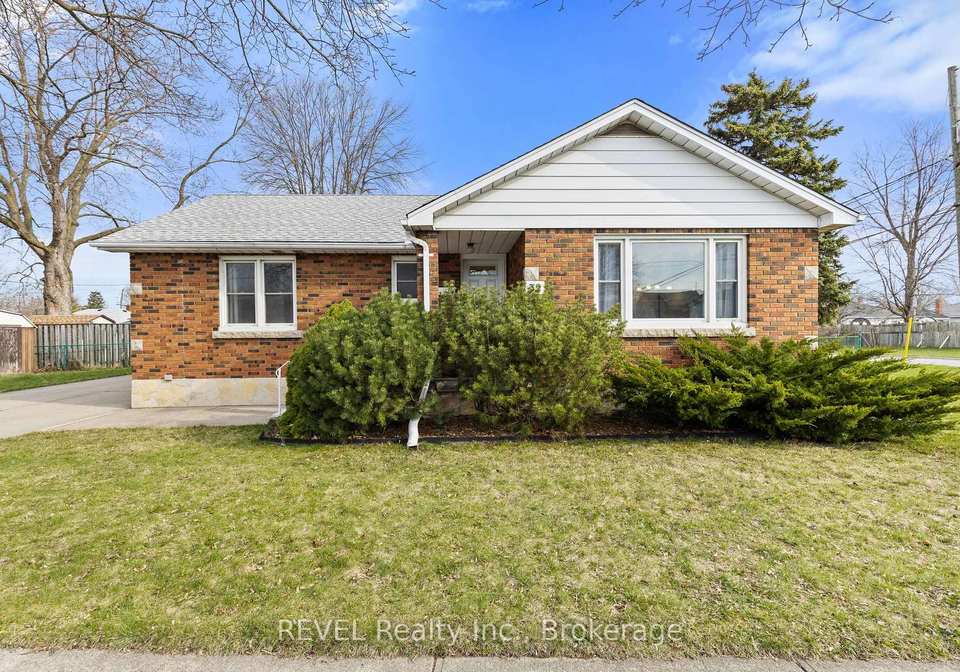 32-thompson-avenue-thorold-ontario-x12989146