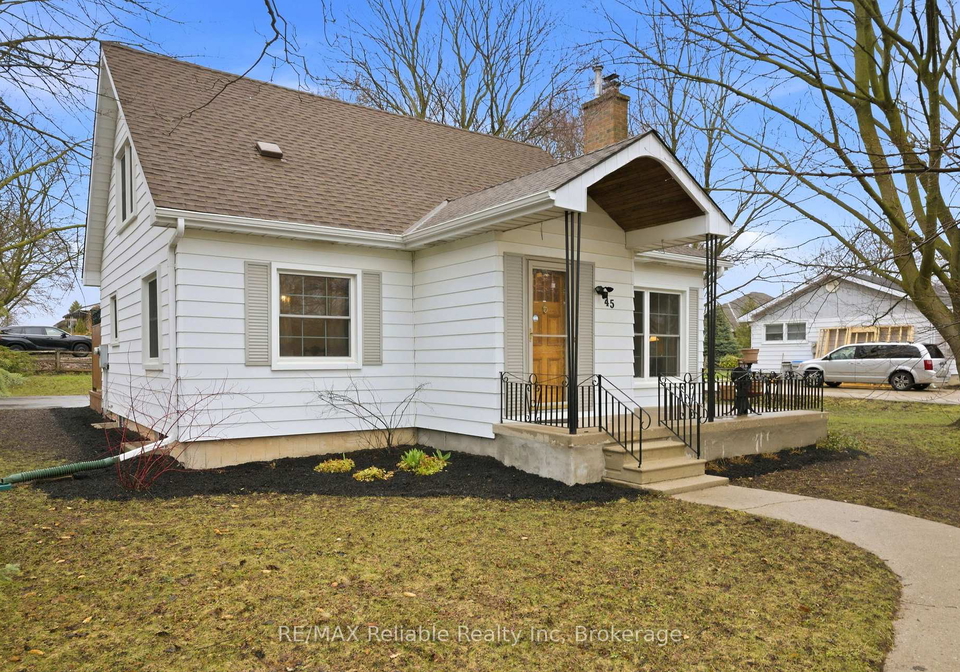 45-whitehead-street-central-huron-ontario-x12989158
