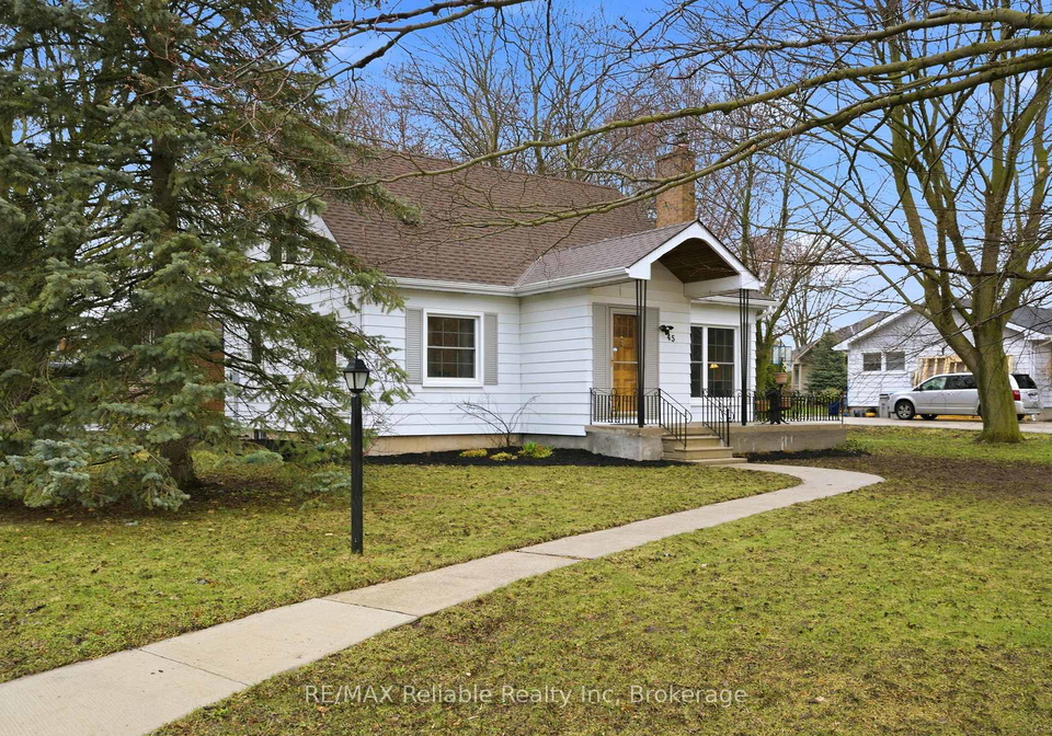 45-whitehead-street-central-huron-ontario-x12989158