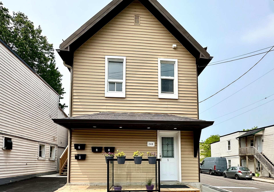 240-marier-avenue-ottawa-ontario-x12989250