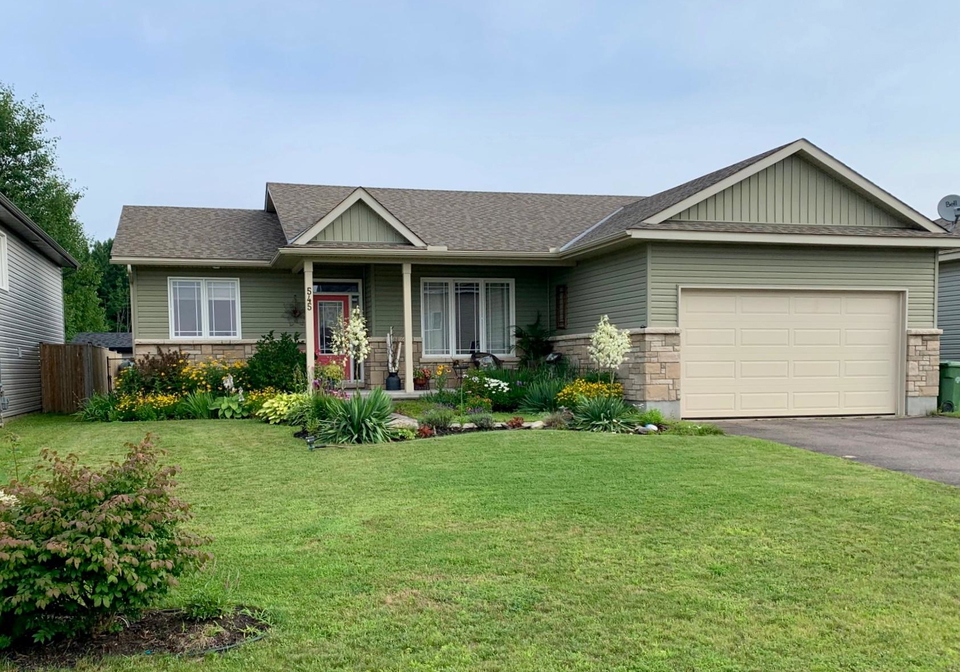545-gardner-crescent-petawawa-ontario-x12989680