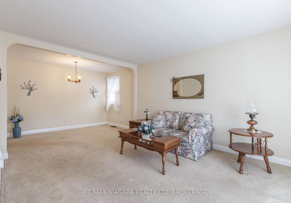 6469-barker-street-niagara-falls-ontario-x12989706