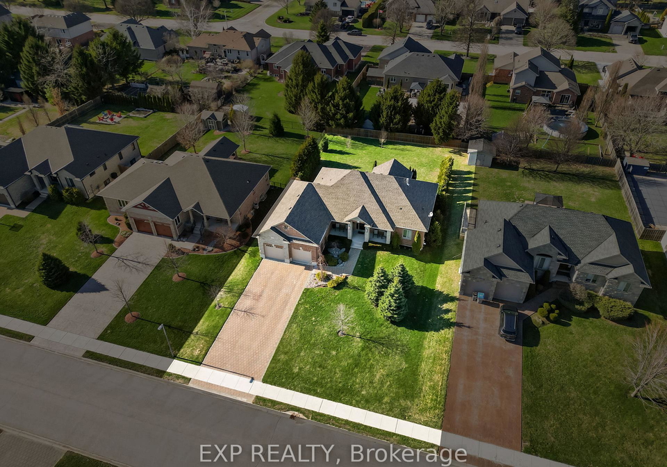 9-towerline-street-middlesex-centre-ontario-x12990058