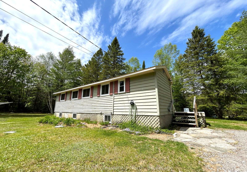 1052-ablett-court-algonquin-highlands-ontario-x12990592