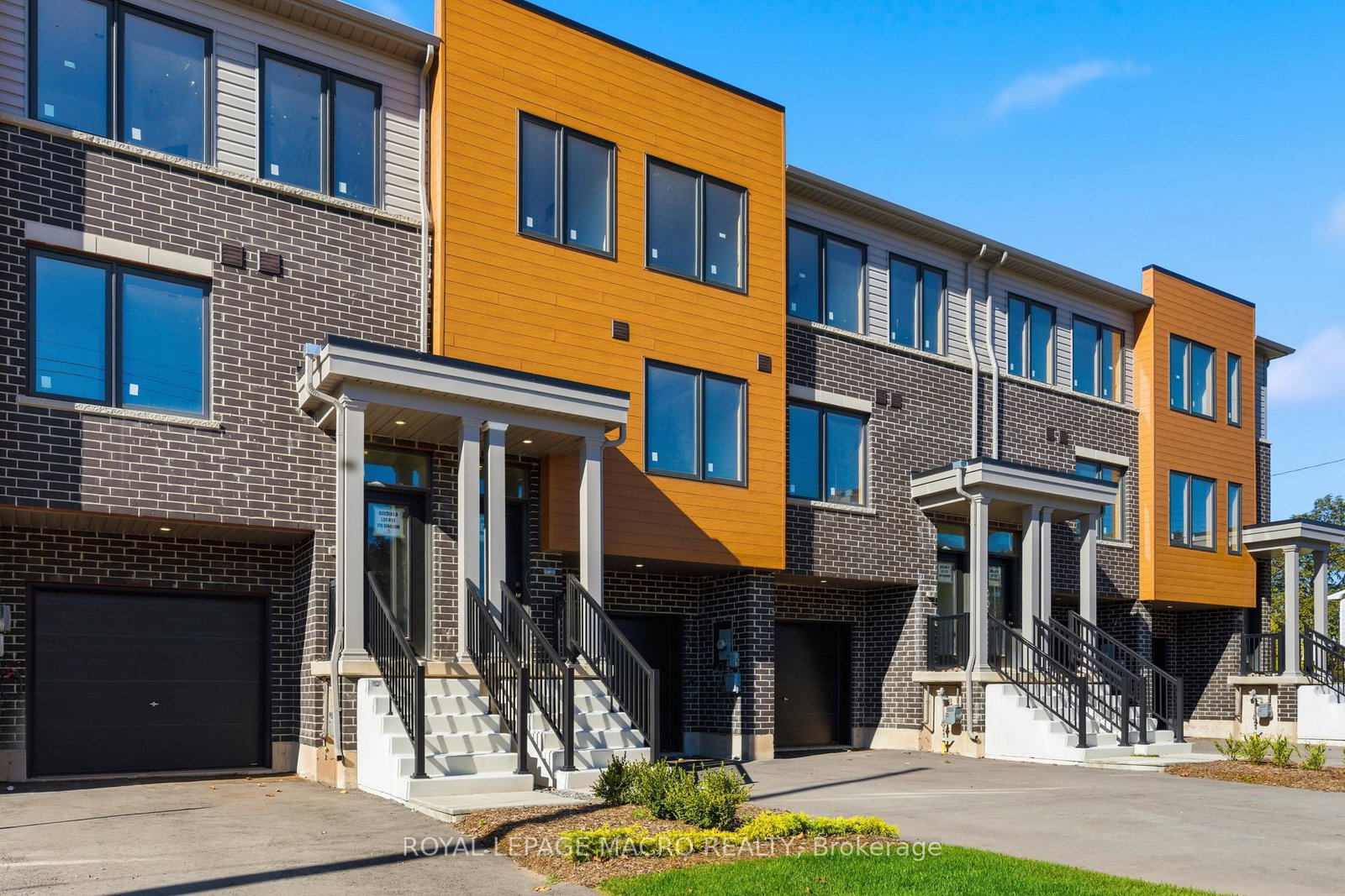 21a-bingham-road-hamilton-ontario-x12990764