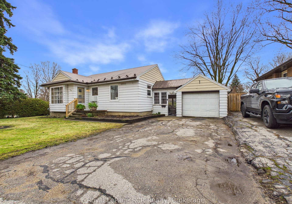 380-winston-street-e-north-perth-ontario-x12990838