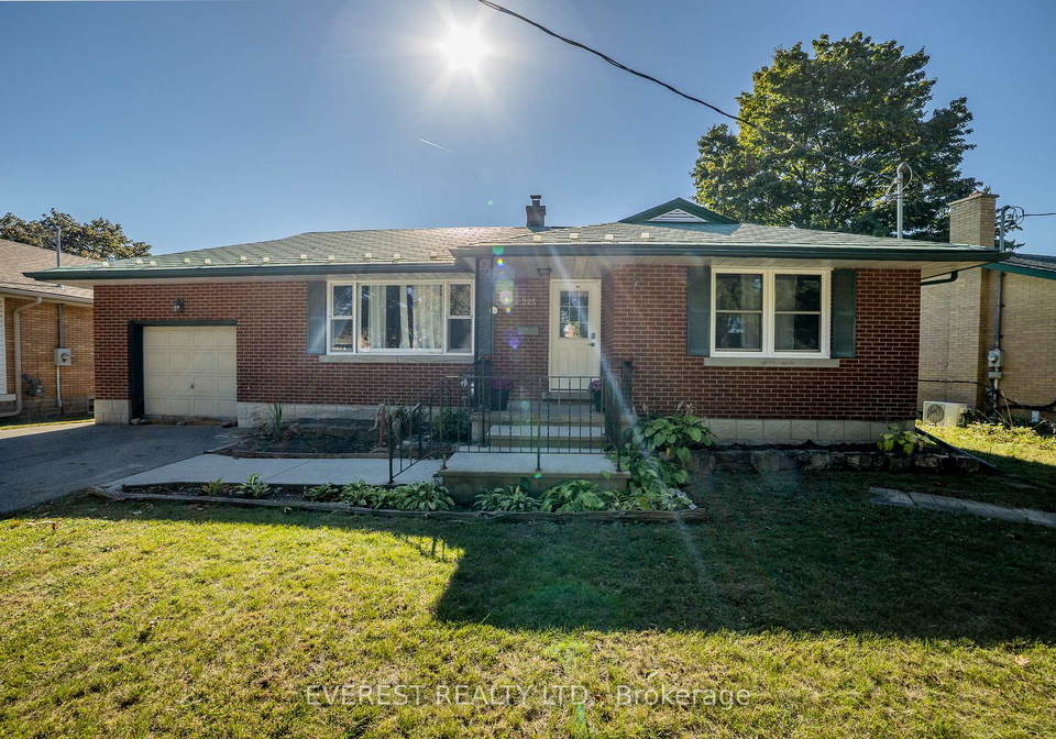 225-woodhaven-road-kitchener-ontario-x12991044