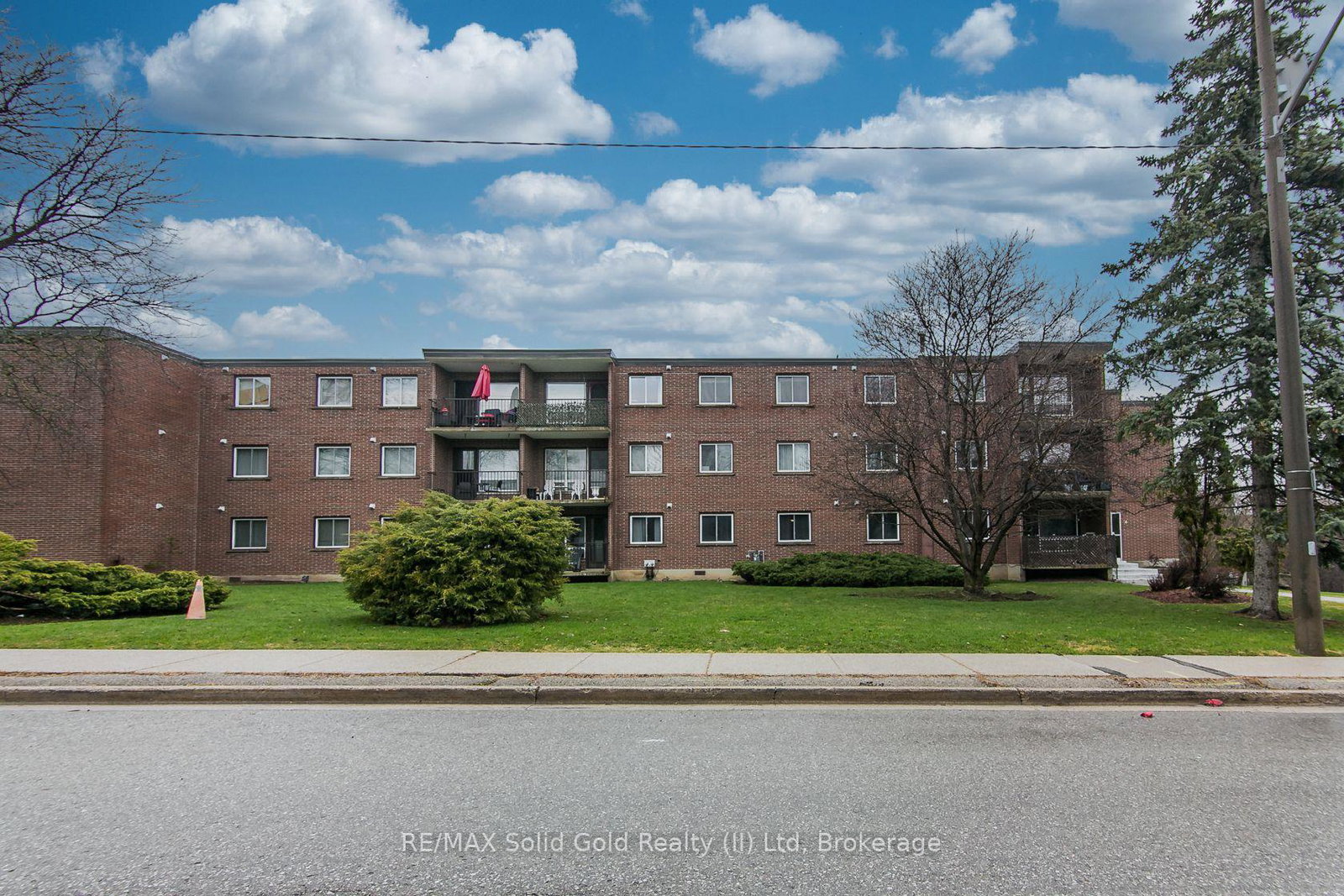 4-avalon-place-kitchener-ontario-x12991320