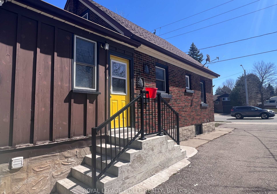 480-ottawa-street-s-waterloo-ontario-x12991606