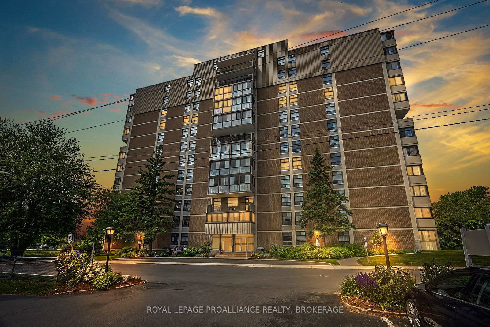 2-mowat-avenue-kingston-ontario-x12991724