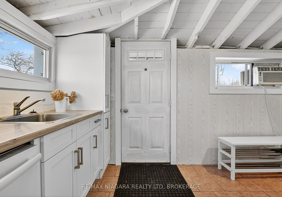 239-pleasant-beach-road-port-colborne-ontario-x12991784